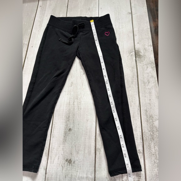 5/$25 Black Kids Slim Fit Sweatpants with Heart Detail - Picture 3 of 4
